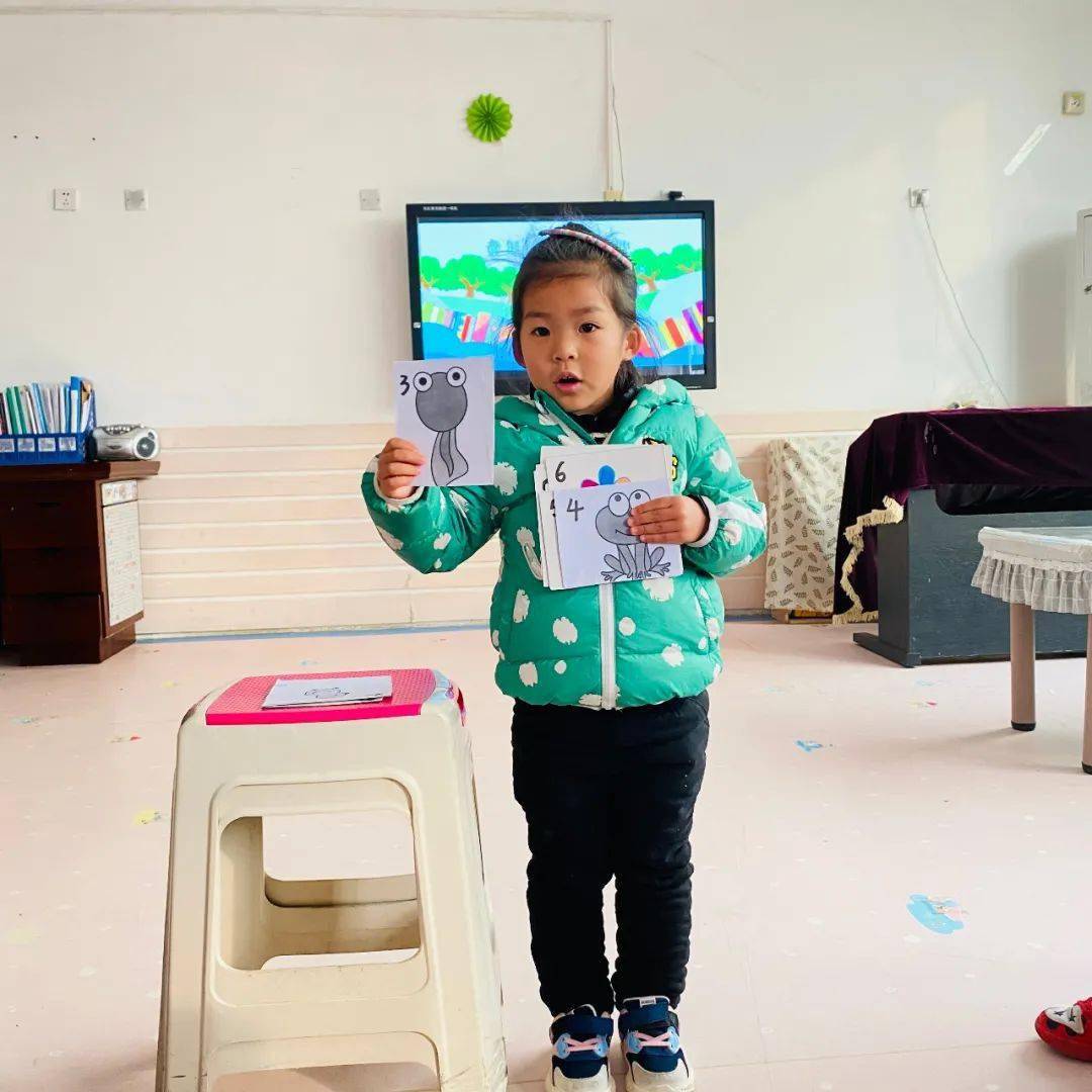 beat365在线官网登录|
“童年 童话 童趣” —— 航南幼儿园幼儿讲故事角逐(图4)