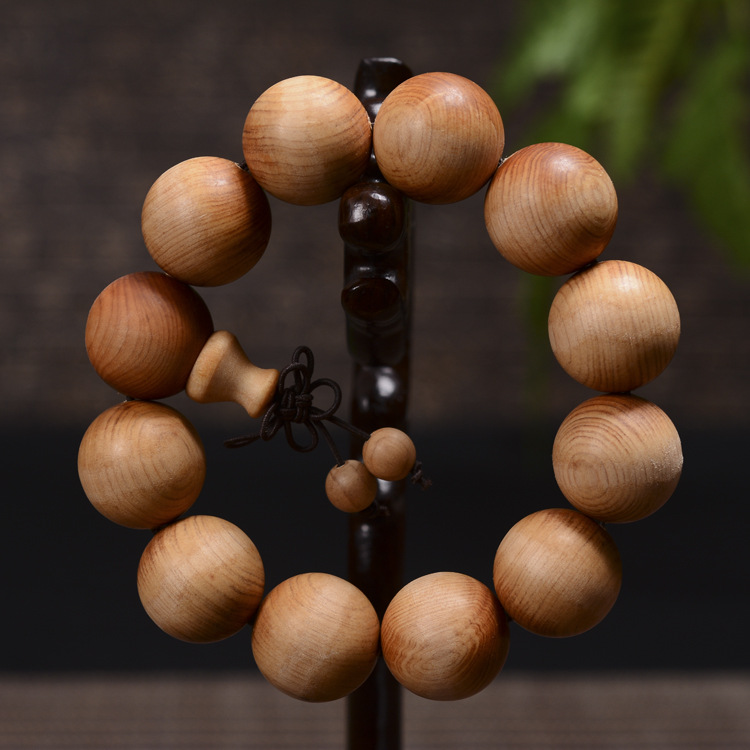 “beat365在线官网登录”这个中国寡妇统治了美国监狱！身价70亿，被全世界奉为女神(图1)